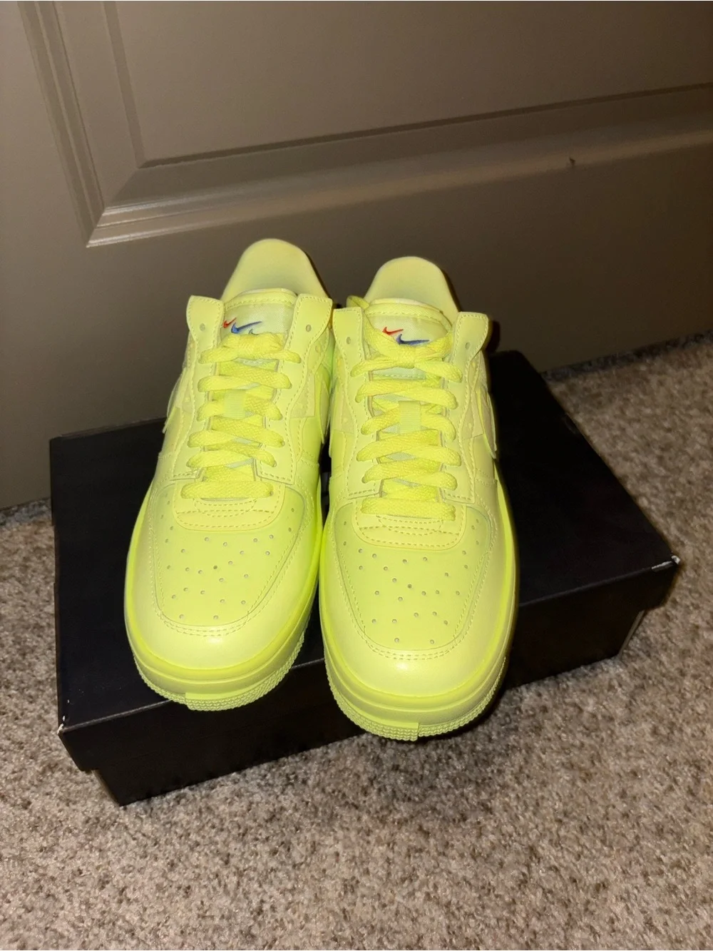 Nike Kids Neon Yellow Low-Top Sneakers